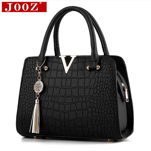 Crocodile leather Women Bag V letters Designer Handbags Luxury quality Lady  Shoulder Crossbody Bags fringed women Messenger Bag